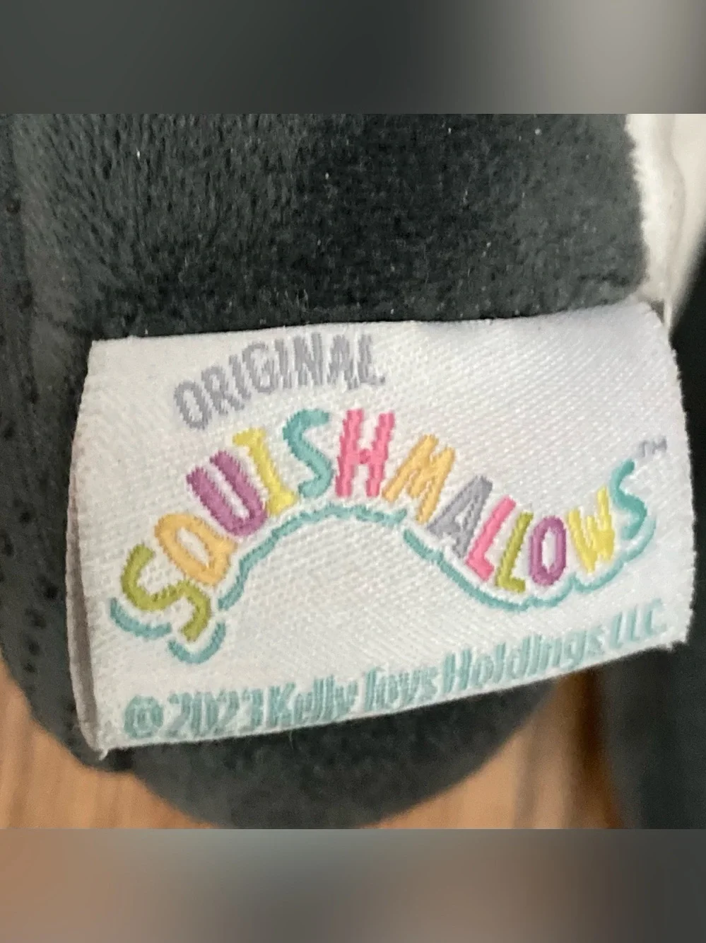 ✨🧊🐧🧊✨Squishmallows Plush Penguin Slippers - UNISEX